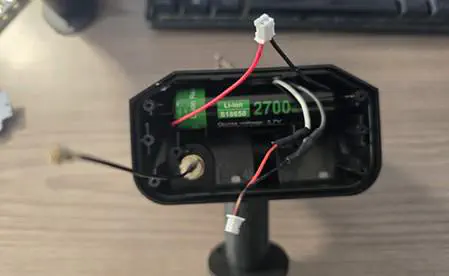 JST connectors installed for the solar panel and battery leads